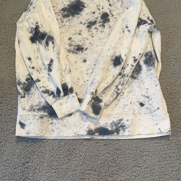 Lululemon Perfectly Oversized Crew *Tie Dye
Marble Dye Classic Navy size  4 - Picture 3 of 6